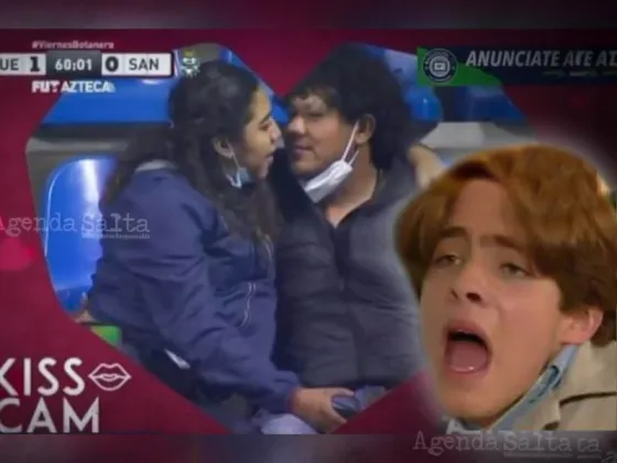 “Kiss cam” Pareja sorprendida con las manos en la masa