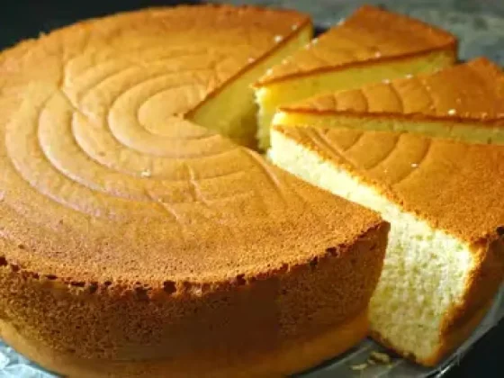 La receta de la torta 15 cucharadas con ingredientes de tu alacena que tendrás lista en 5 minutos
