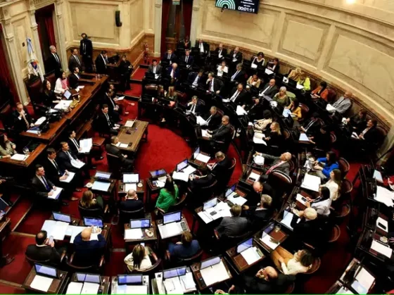 Los senadores se aumentaron el sueldo de $1,9 millones a $7,2 millones