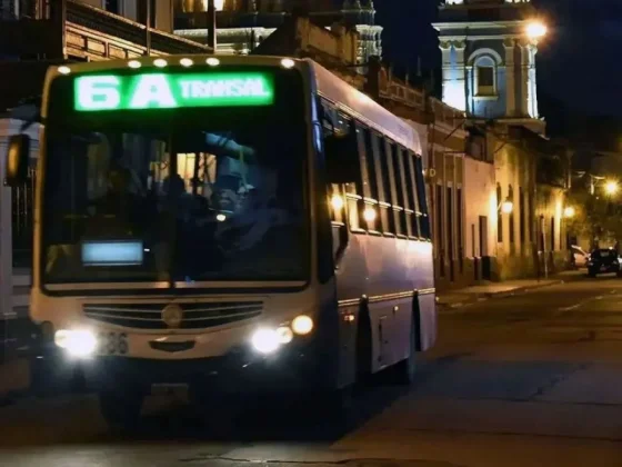 El gobierno se expresó ante la posible suspensión del servicio nocturno de colectivos