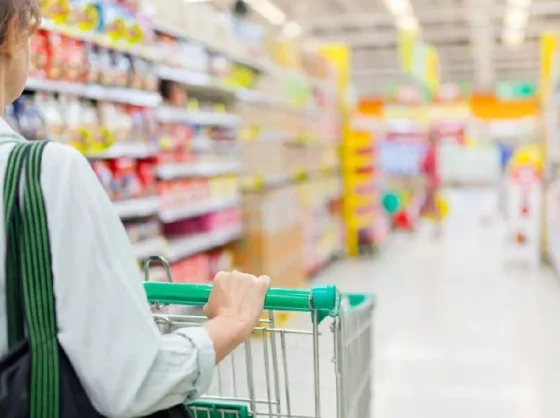 Volvió a caer el consumo en supermercados, mayoristas y shoppings