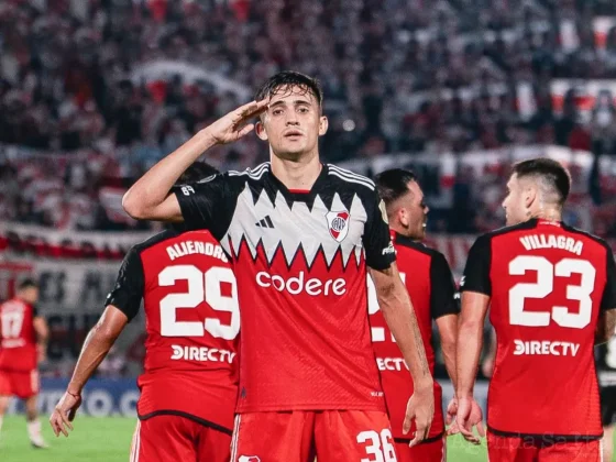 River se lo ganó a Libertad en Paraguay y lidera con puntaje perfecto