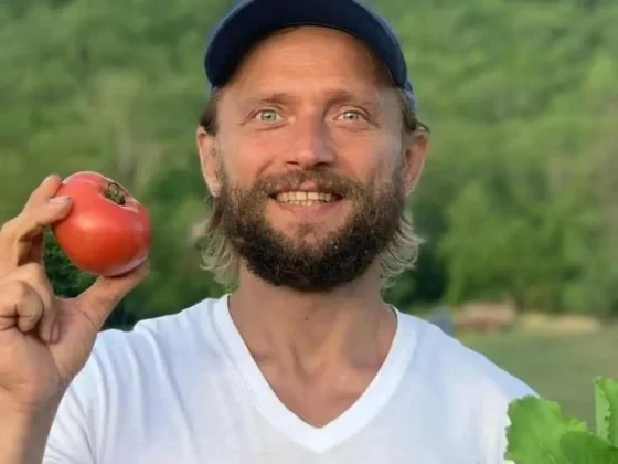 Condenan a ocho años de prisión a un influencer vegano por dejar morir de hambre a su bebé recién nacido