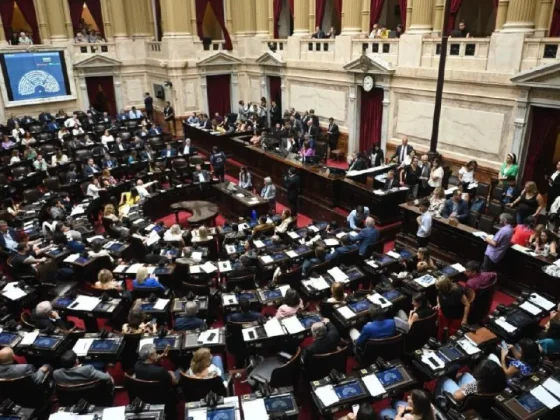 Milei monitoreó desde Olivos el inicio del debate de la Ley Bases y Guillermo Francos analiza ir al Congreso