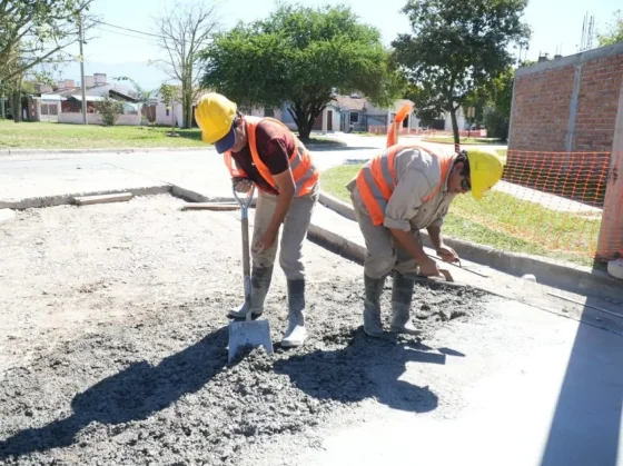 Colocaron nuevo hormigón en barrio Docente Sur