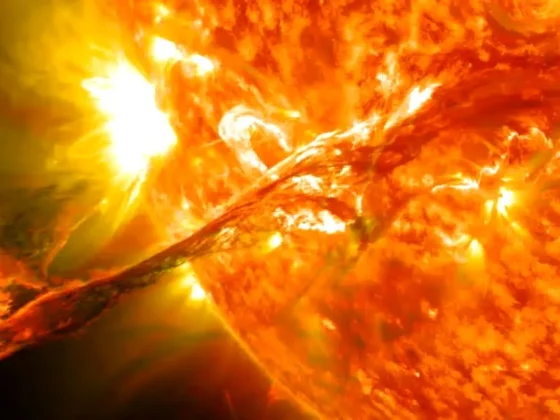 Tormenta solar este viernes 10 de mayo: qué es y a qué hora alcanzará a la Tierra