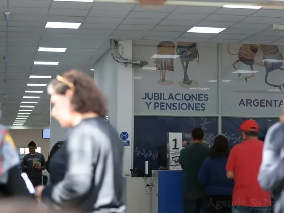 Piden dar de baja a 3000 beneficiarios de pensiones que viven en el extranjero