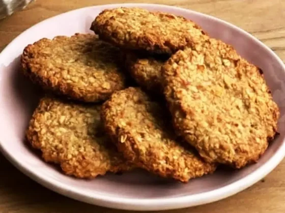 Unas galletas de avena súper saludables que se hacen con pocos ingredientes y son deliciosas