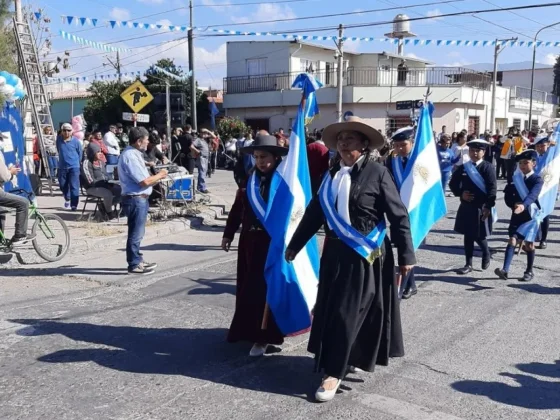 Desfile y feria gastronómica, la propuesta para conmemorar el 25 de Mayo