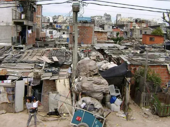 Bajos salarios y pobreza, las dos principales preocupaciones de los argentinos