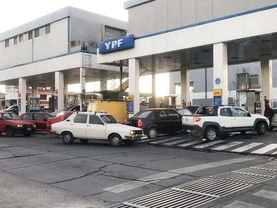 Estaciones de servicio de Salta reestablecieron el expendio de gas