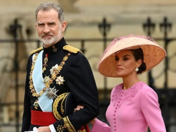 Escándalo en la corona tras la filtración de las supuestas infidelidades de Letizia a Felipe VI