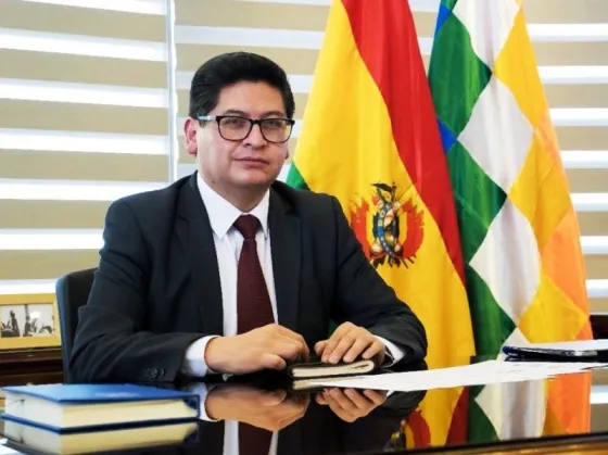 El ministro de Economía de Bolivia recomendó al gobierno kirchnerista controlar el déficit fiscal