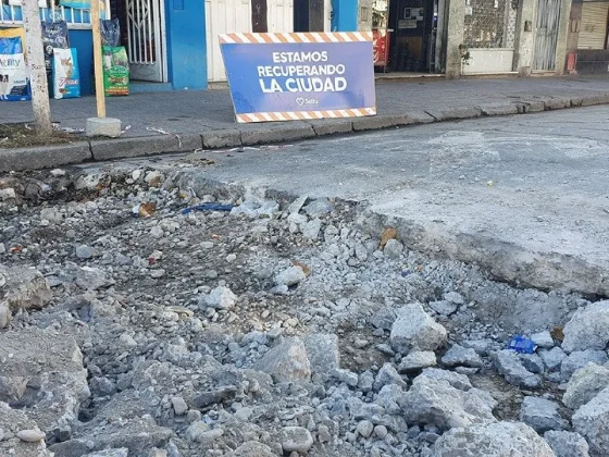 Se acondiciona la calzada de Avenida San Martín al 1.400