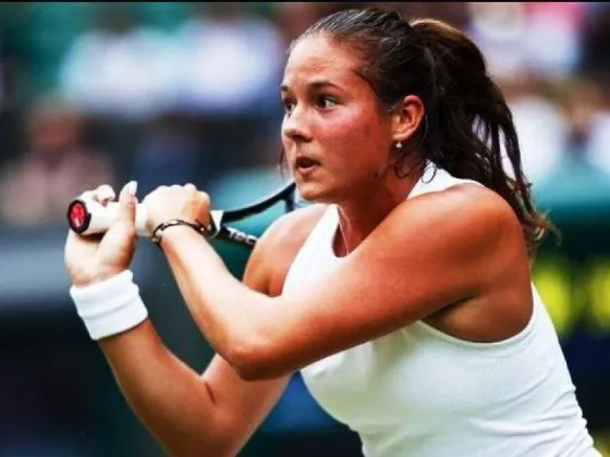 Una tenista rusa ex número 10 del mundo reveló que es lesbiana: “Vivir en el armario por mucho tiempo es complicado”