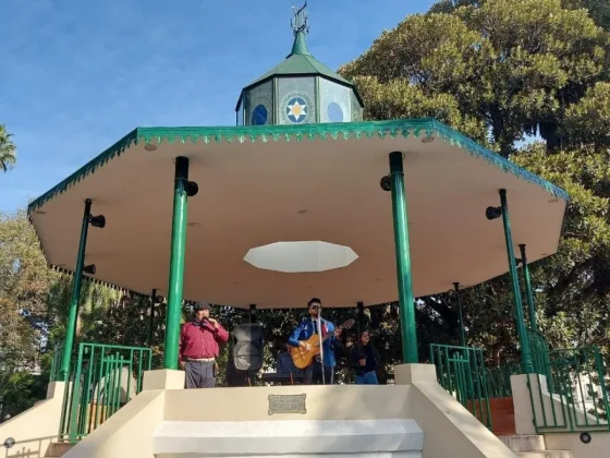 Continúan los “Sábados de Música en la Glorieta” al ritmo del Estilo Urbano