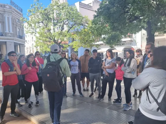 Miles de turistas disfrutaron la Ciudad este fin de semana largo
