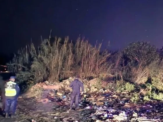 HORROR: investigan el hallazgo de un cuerpo en una camioneta calcinada