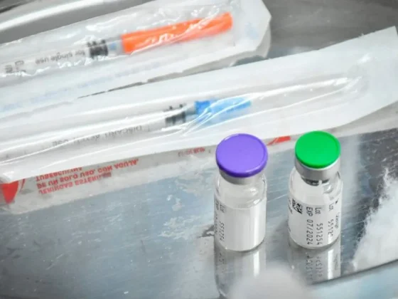 Inició la vacunación contra el dengue en el Valle de Lerma