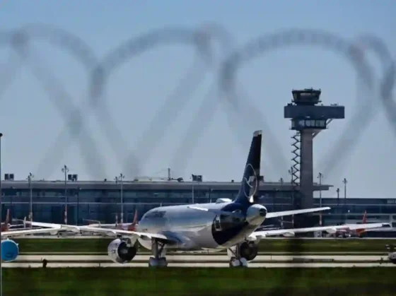 Caos en aeropuertos, trenes, hospitales y bancos por un fallo informático a nivel mundial