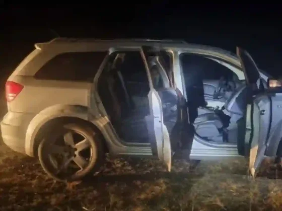 Abandonaron una camioneta cargada de drogas en un camino salteño