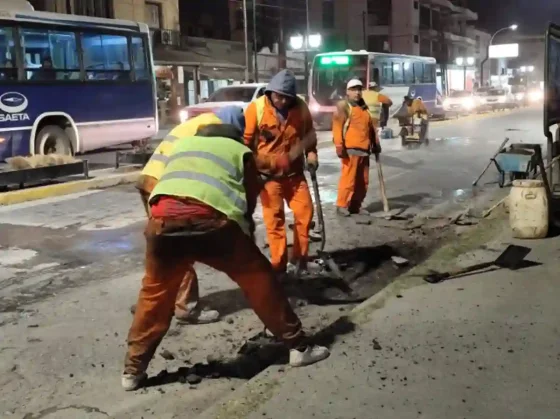 Se realizó repavimentación nocturna en Entre Ríos y Siria