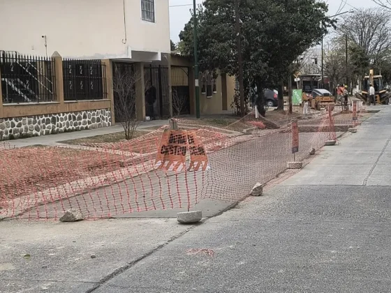 Ejecutan hormigonado sobre la avenida 17 de Junio en zona norte
