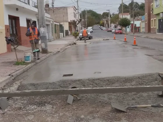 Colocaron nuevo hormigón en Tucumán y Laprida