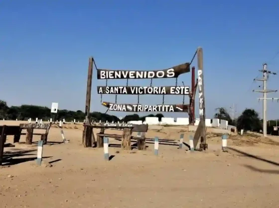 Mueren un hombre y una mujer al caer un camión en Santa Victoria Oeste