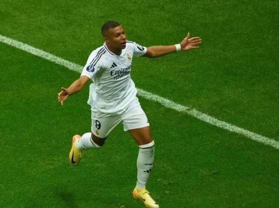 Con un gol de Mbappé, Real Madrid le ganó 2-0 al Atalanta y se consagró campeón de la Supercopa de Europa