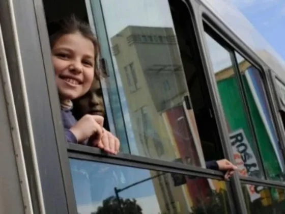 En su día, los niños viajarán sin cargo en SAETA