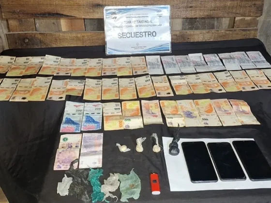 Secuestraron estupefacientes, dinero en efectivo y aprehendieron a los investigados