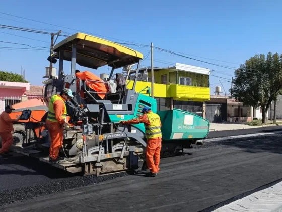Comenzaron las obras de repavimentación en la Avda. Borelli del barrio San Ignacio