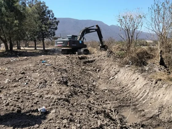 Comenzó el acondicionamiento del canal pluvial 115 en zona sudeste