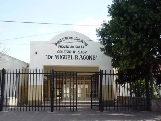 B° AUTÓDROMO: Alumnos del colegio Ragone provocaron intoxicación de varios estudiantes