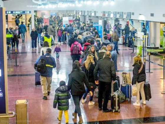 El paro de pilotos afecta al menos cinco vuelos que salen desde Salta