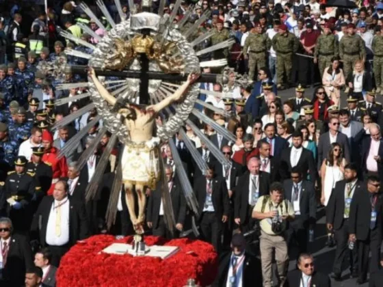 El pueblo de Salta renovó su Pacto de Fidelidad y amor con el Señor y la Virgen del Milagro