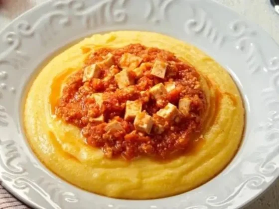 Cinco recetas con polenta: opciones económicas y ricas que te salvan cualquier comida