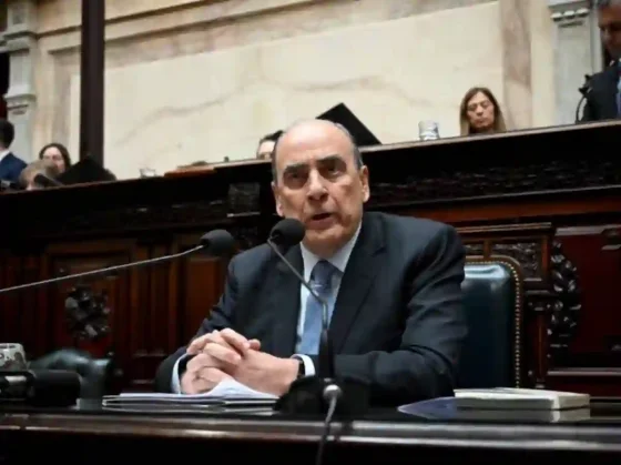 El Gobierno sale al cruce de los gremios aeronáuticos y escala el conflicto: “Generan mucho daño al país”