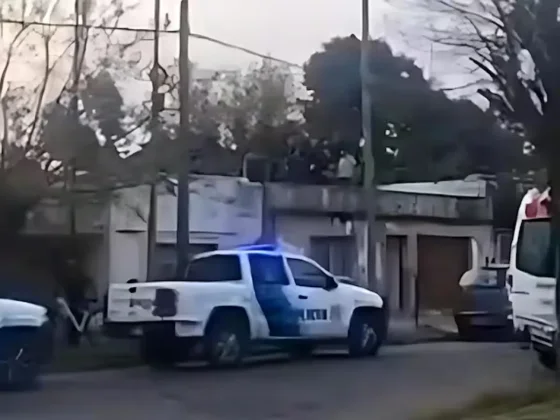 Un nene de 12 años subió descalzo al techo de su casa para festejar el gol de Boca y murió electrocutado