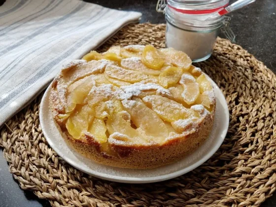 Torta de avena y manzana: para preparar en sólo 30 minutos