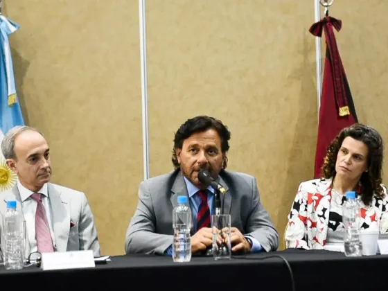 Sáenz: "La alfabetización es política de Estado; todos los niños merecen aprender"