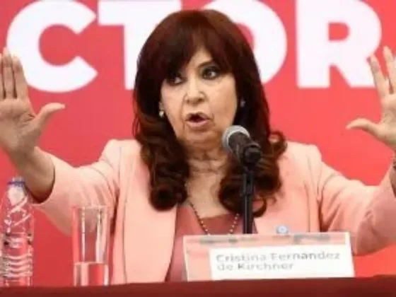 Anularon el sobreseimiento de Cristina Kirchner en la causa conocida como "Ruta del dinero"