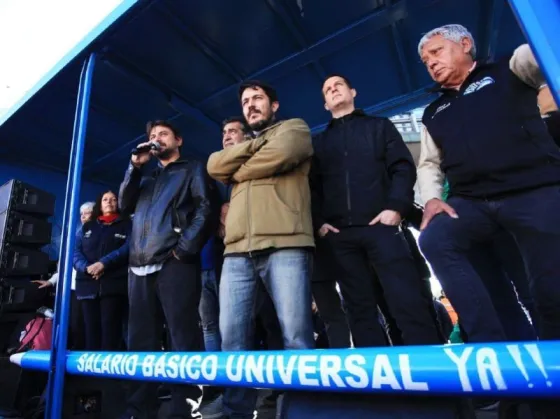 Organizaciones sociales piden por el Salario Universal y salen a marcar la cancha a Sergio Massa