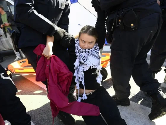 Greta Thunberg fue detenida en una protesta en Bruselas