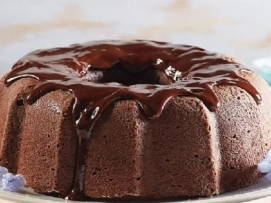 En licuadora y sin huevos: la receta de budín de chocolate que vas a amar para la hora de la merienda