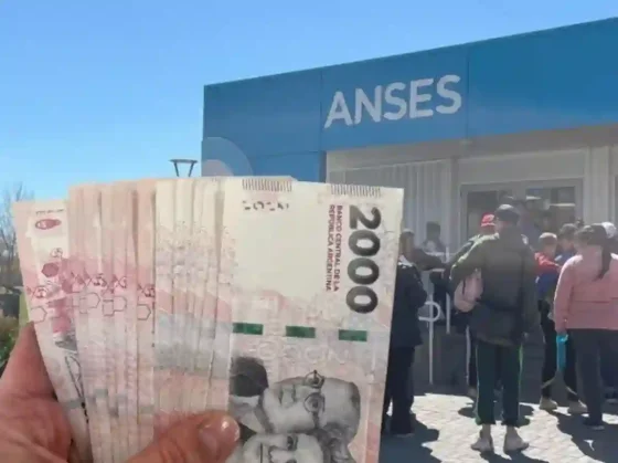 Bono para AUH de $120.000: quiénes cobran el extra por Cuidado de Salud