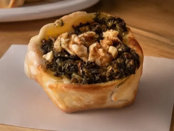 Canastitas de roquefort y nuez: una "pavada" para hacer en 20 minutos que te salvan la comida