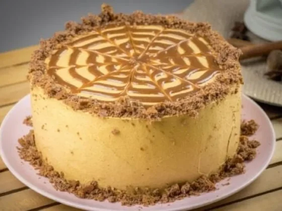 Torta dulce de leche velvet: agasajá a mamá con esta delicia única, digna de las mejores pastelerías