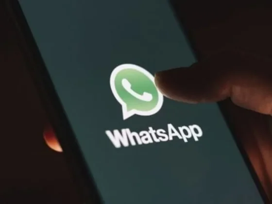 Protegé tu WhatsApp de los intrusos: 2 funciones que tenés que activar para que nadie entre a la app en tu celular